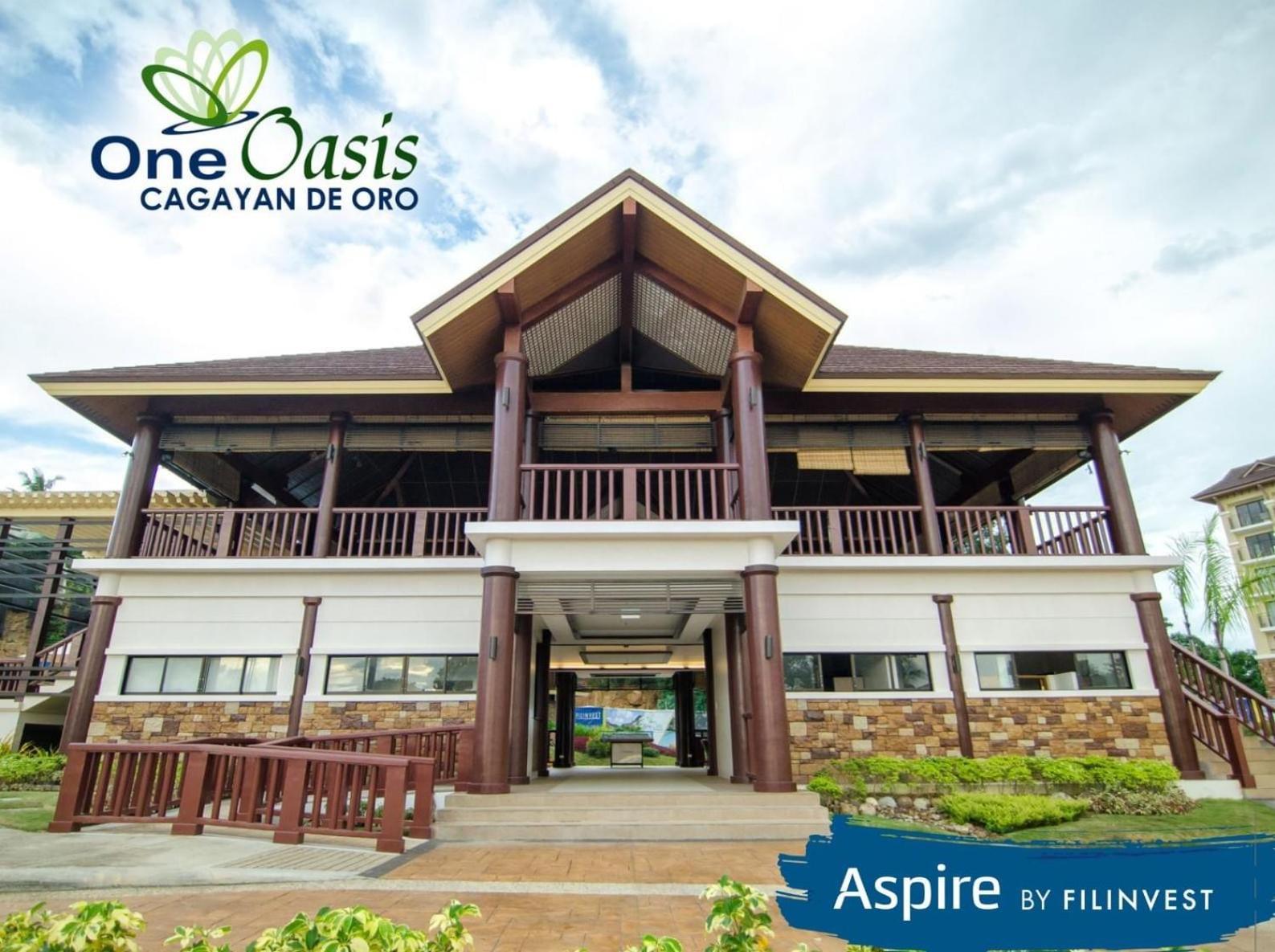 Affordable One Bedroom Condo in One Oasis 1726 Cagayan de Oro Esterno foto
