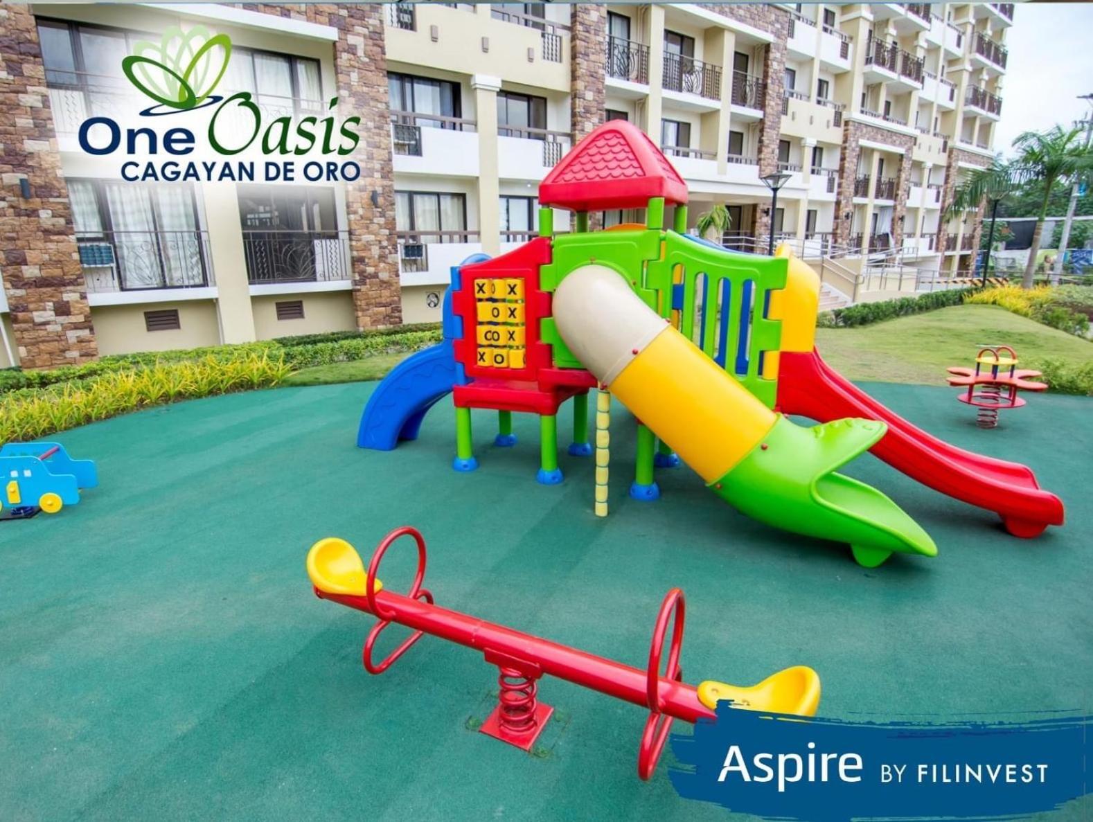 Affordable One Bedroom Condo in One Oasis 1726 Cagayan de Oro Esterno foto
